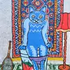 Голубой котик на эмалированном ведре